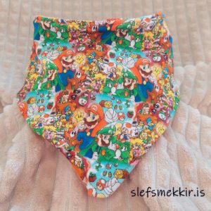 Super Mario slefsmekkur